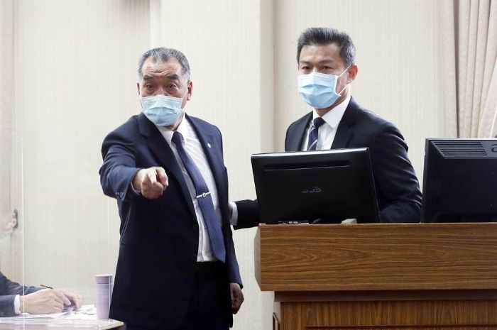 台湾想与大陆开战？台警告道大陆要是越界，台军将采取自卫反击。