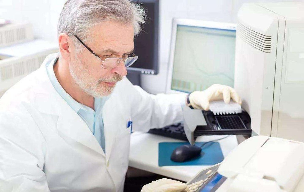 2021年，菲律宾空姐与十一名男性狂欢后离奇死亡，真相到底是什么