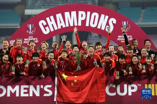 中国足球女足被调侃,中国足球还得看女足