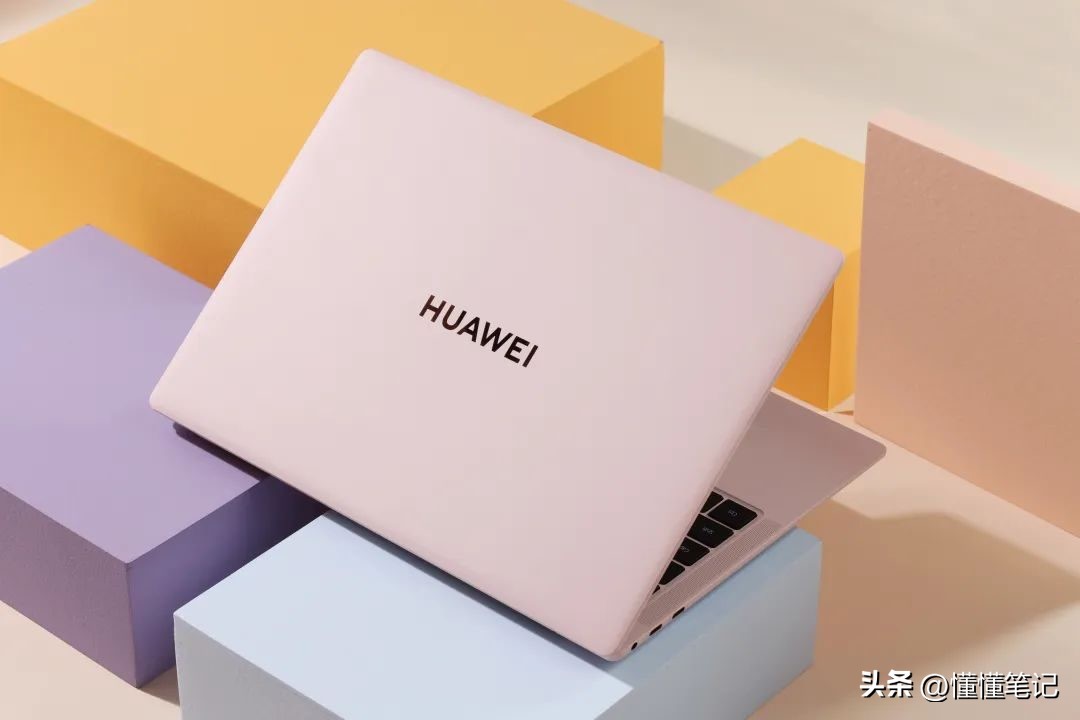 华为智慧生活pc端,苹果华为再对垒智慧pc重构pc格局