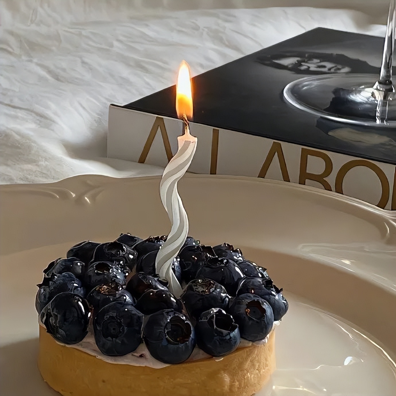 微信朋友圈背景图动态教程,背景图朋友圈高级感简约风