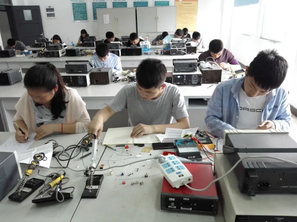 领未来人才，走近通信工程与物联网学院▎电讯院系巡礼①