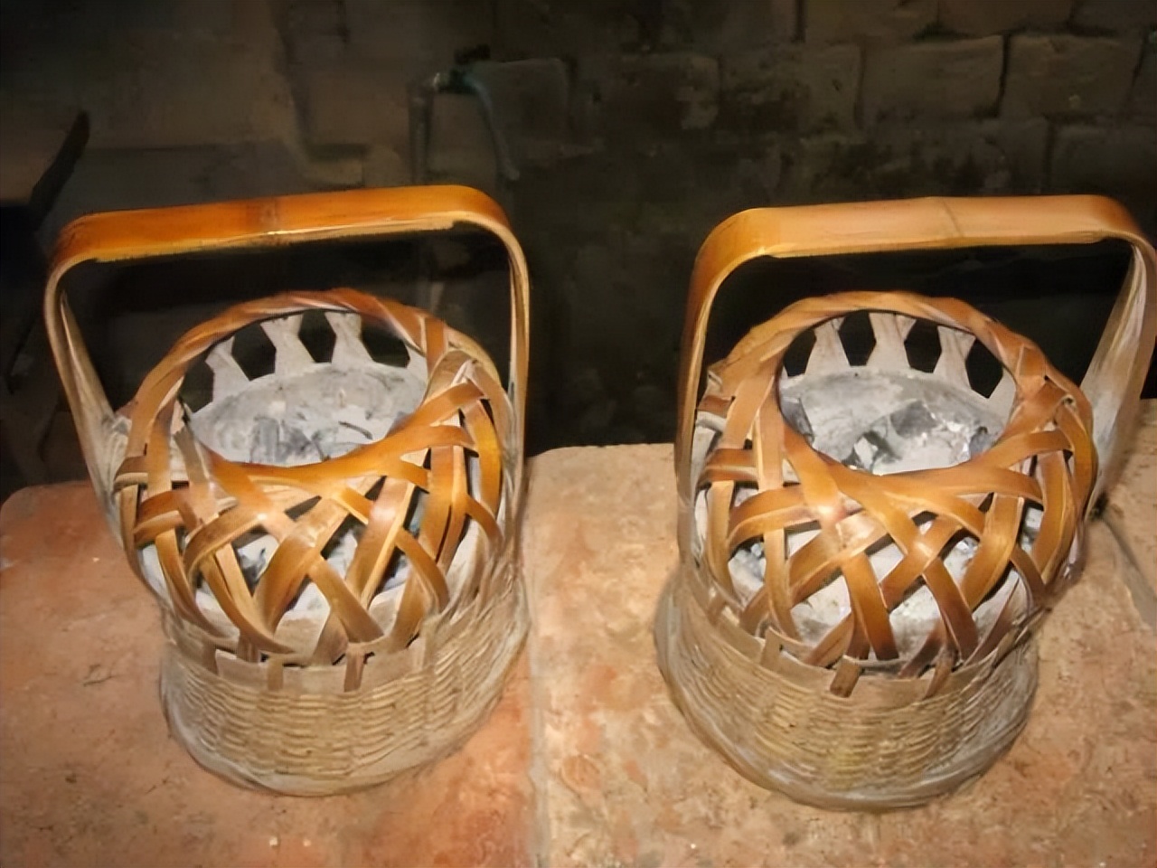 鐧戒簯瀹濊棌灏忚,灏忚鐧戒簯瀹濊棌