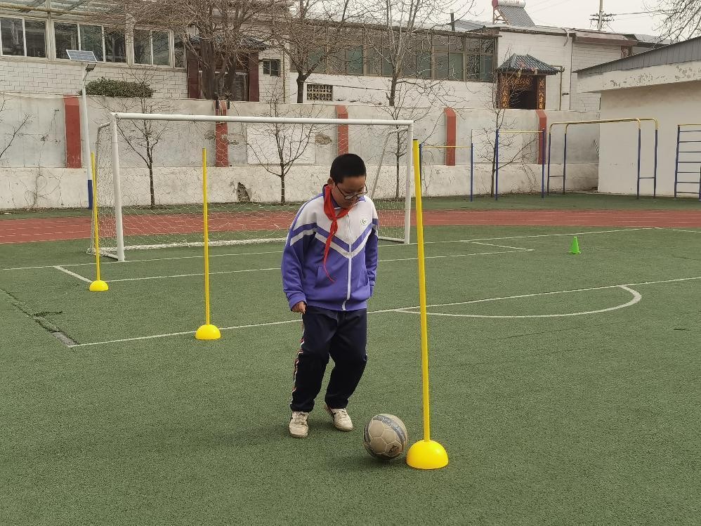 体育让生命更美好,生命因运动而精彩坚持锻炼