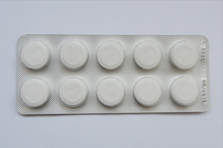 女性下腹部隐痛警惕四种病征兆,女性下腹部两边隐痛警惕四种病