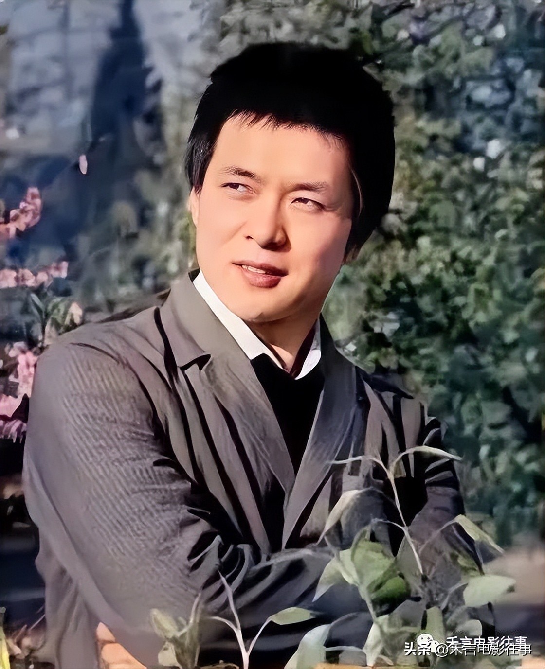 梁波罗、达式常、唐国强、周里京、王志文，哪位男神西服最潇洒？