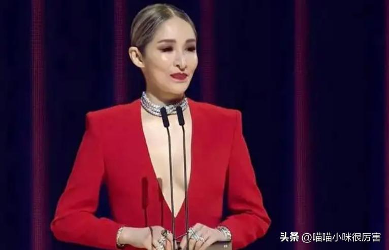 萧亚轩脸部变形,萧亚轩潇洒小姐mtv封神榜演唱会