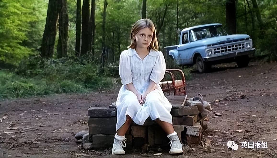 美国甜心美少女出道即爆火，却被亲妈下药控制当赚钱工具