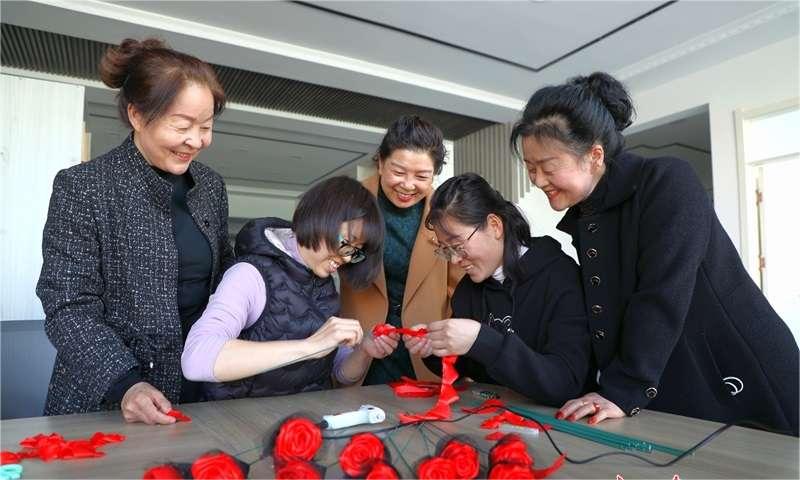 社区有效推动党员干部干事创业,社区工作者真抓实干担当作为