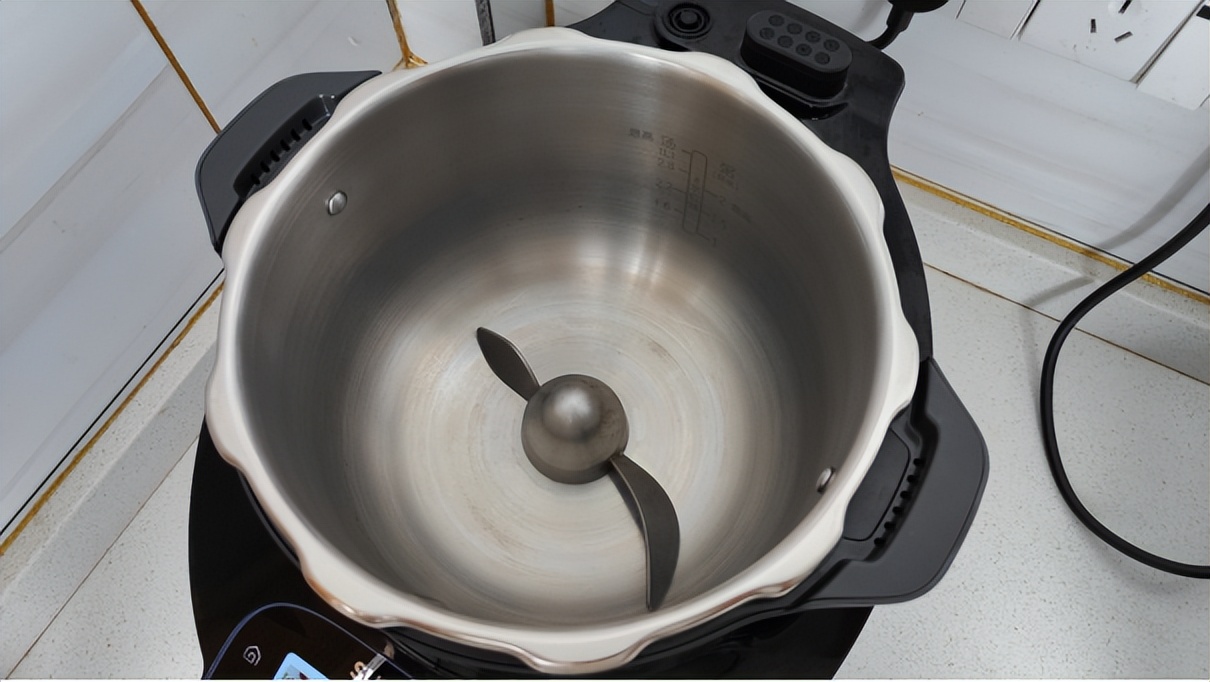 苏泊尔小c智能炒菜机测评,苏泊尔炒菜机器人和小c对比