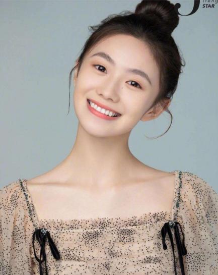 2022开年才8天,就有7位女星惹争议:刘浩存遭人厌,邱意浓被吐槽