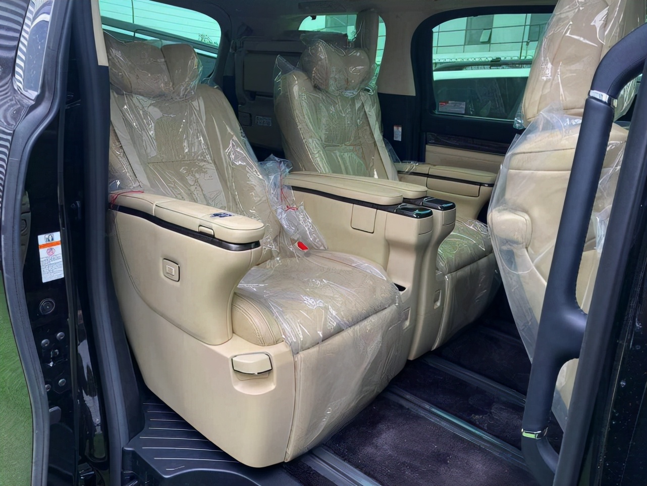 攀枝花丰田埃尔法降价,埃尔法降价50万的车