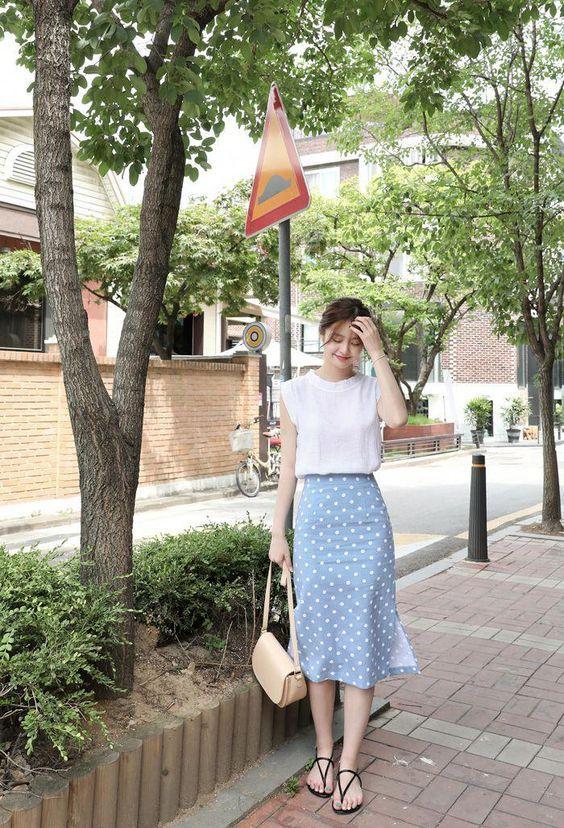 夏季蓝色搭配高级感,高级感蓝色夏季