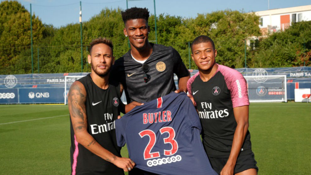 篮球经典回顾科比与詹姆斯,nba球星情结