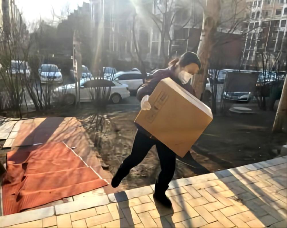 网格员用尊老爱老行动诠释真情,社区网格长的工作事迹