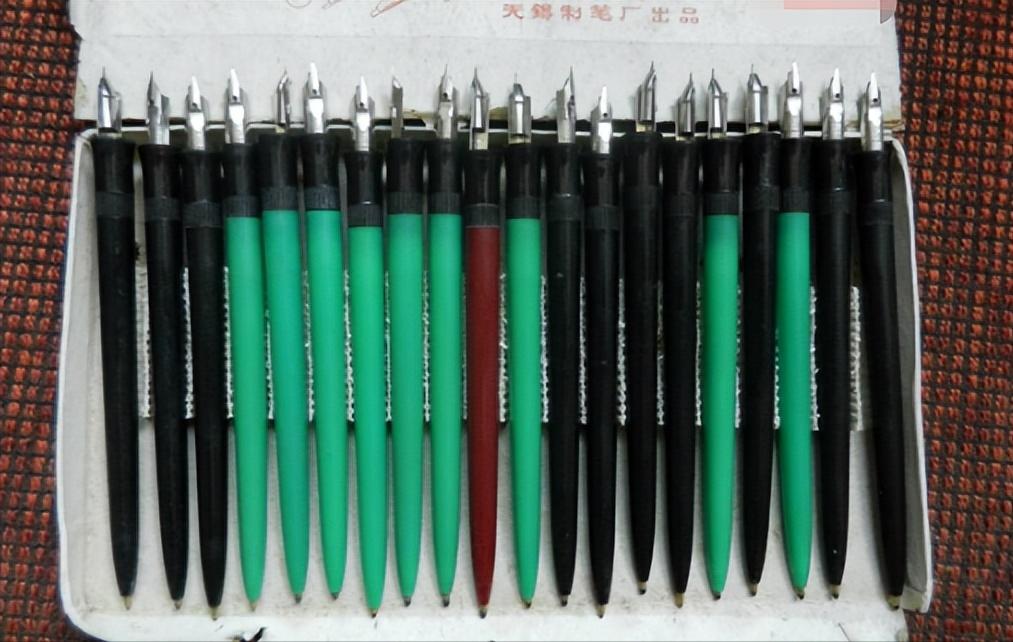 40年前供销社卖过的20个生活用品,七八十年代供销社卖的日用商品