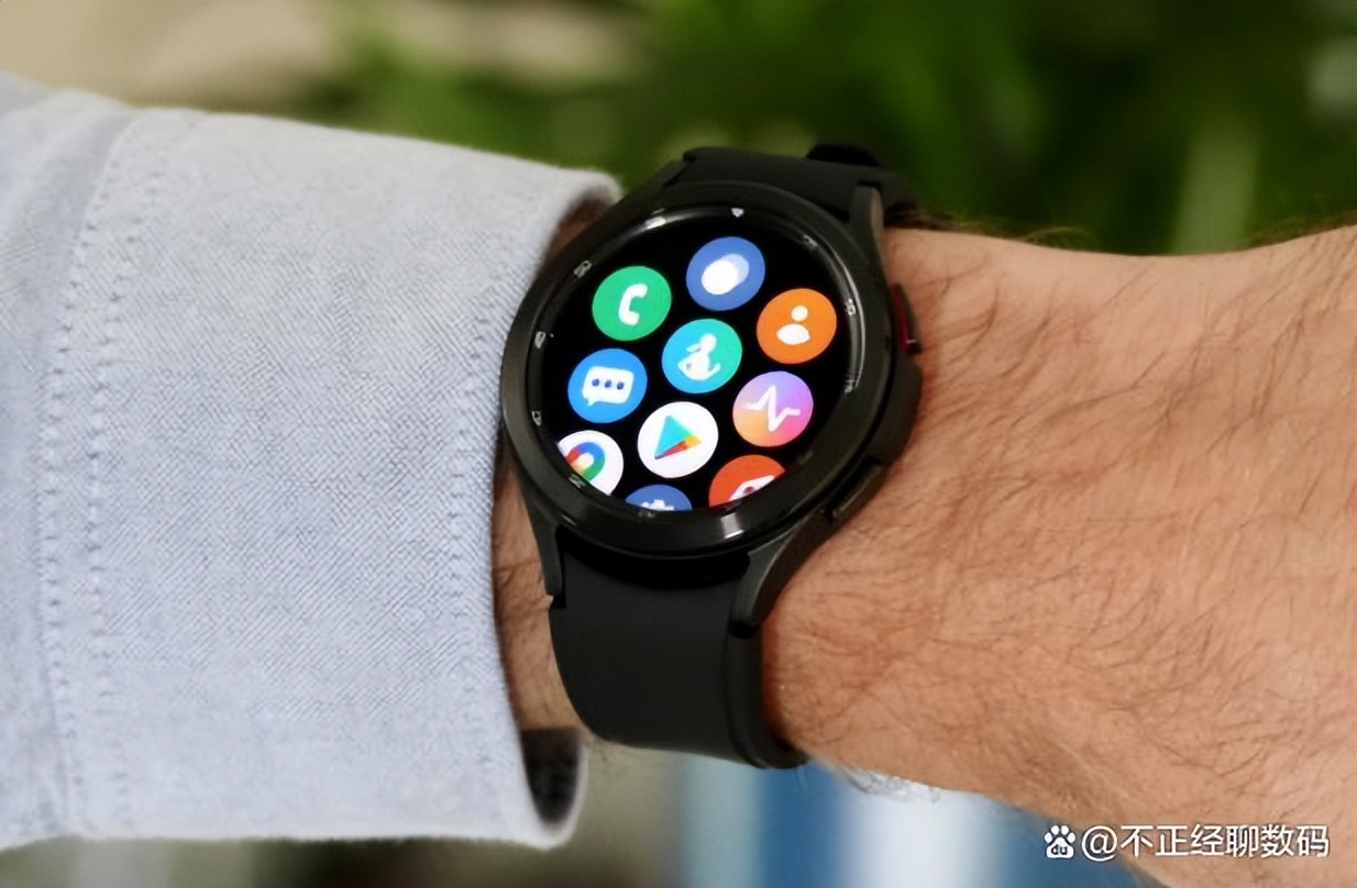 三星watch5pro对比华为4pro,三星watch5pro跟watch4