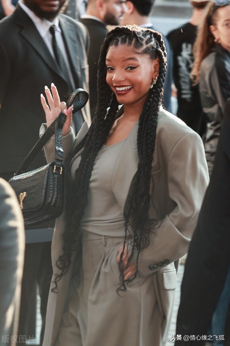 鍝堣帀璐濊帀鏄皝,鍝堣帀璐濊帀灏忕編浜洪奔reaction