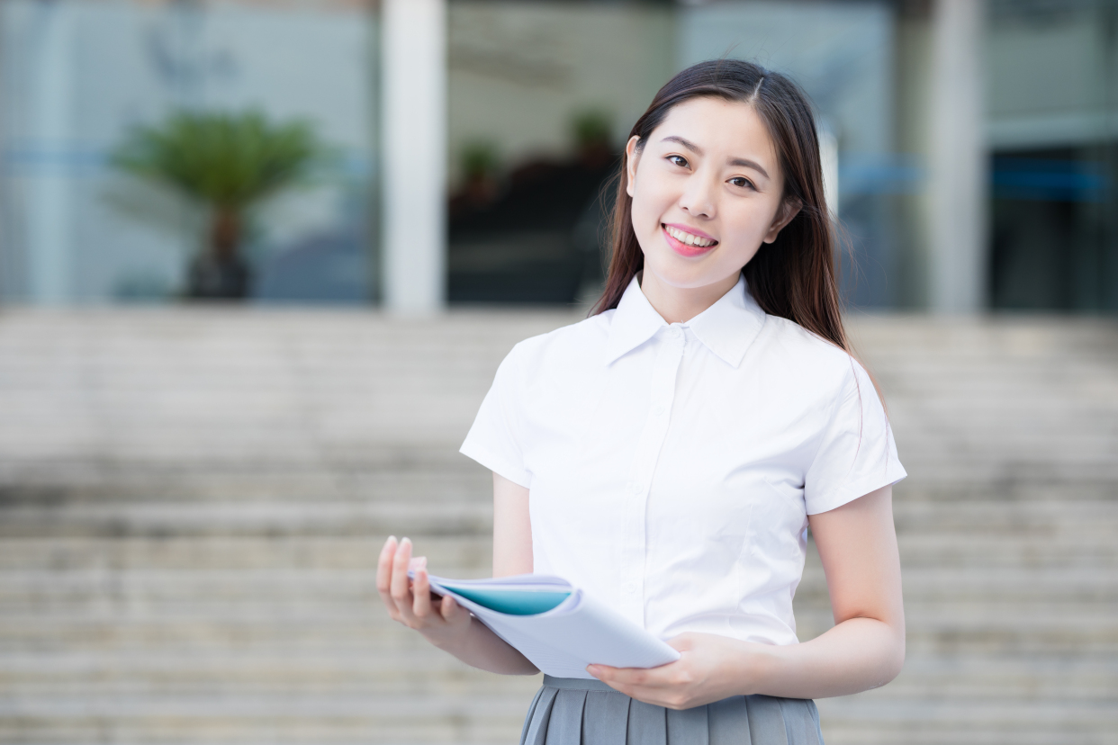 穷不是问题，巧借外力融得足够资本金