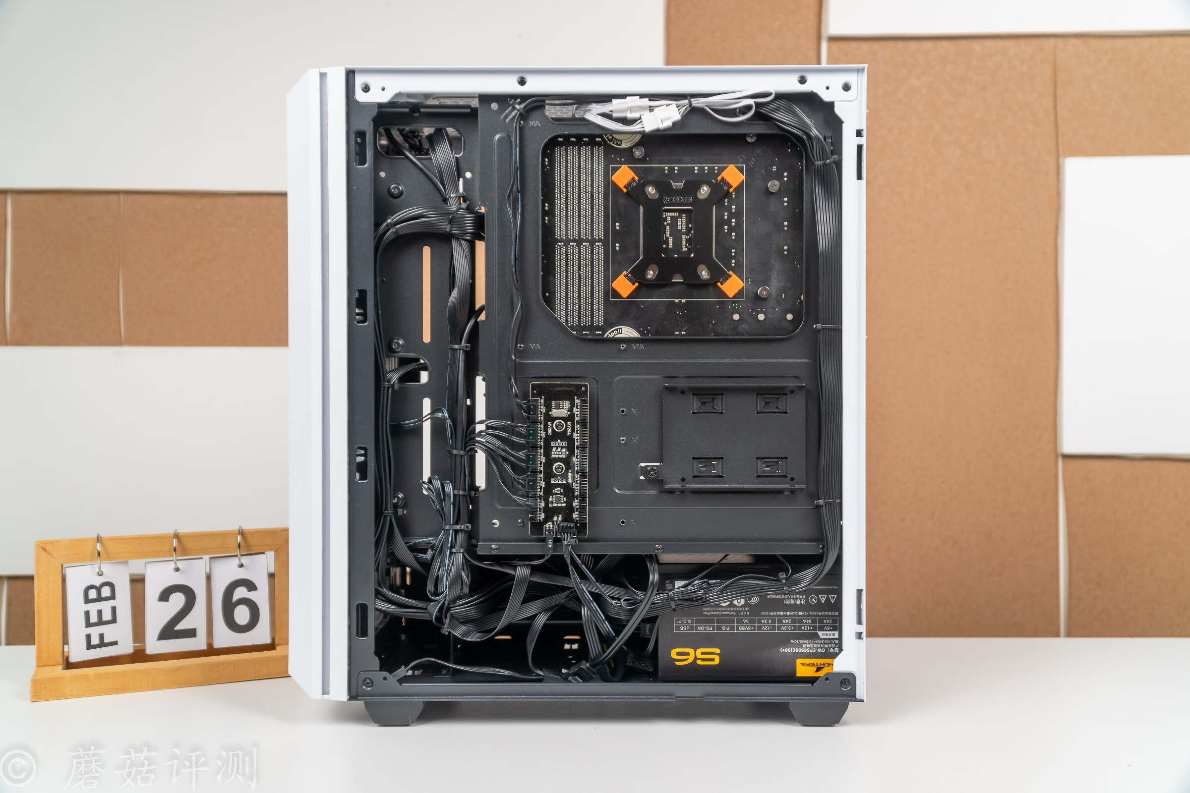 攒了好久的钱终于派上了用场,攒了很久的钱换电脑