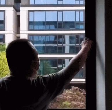 回卷式隐形纱窗更换纱网,金刚纱网可以做隐形纱窗吗