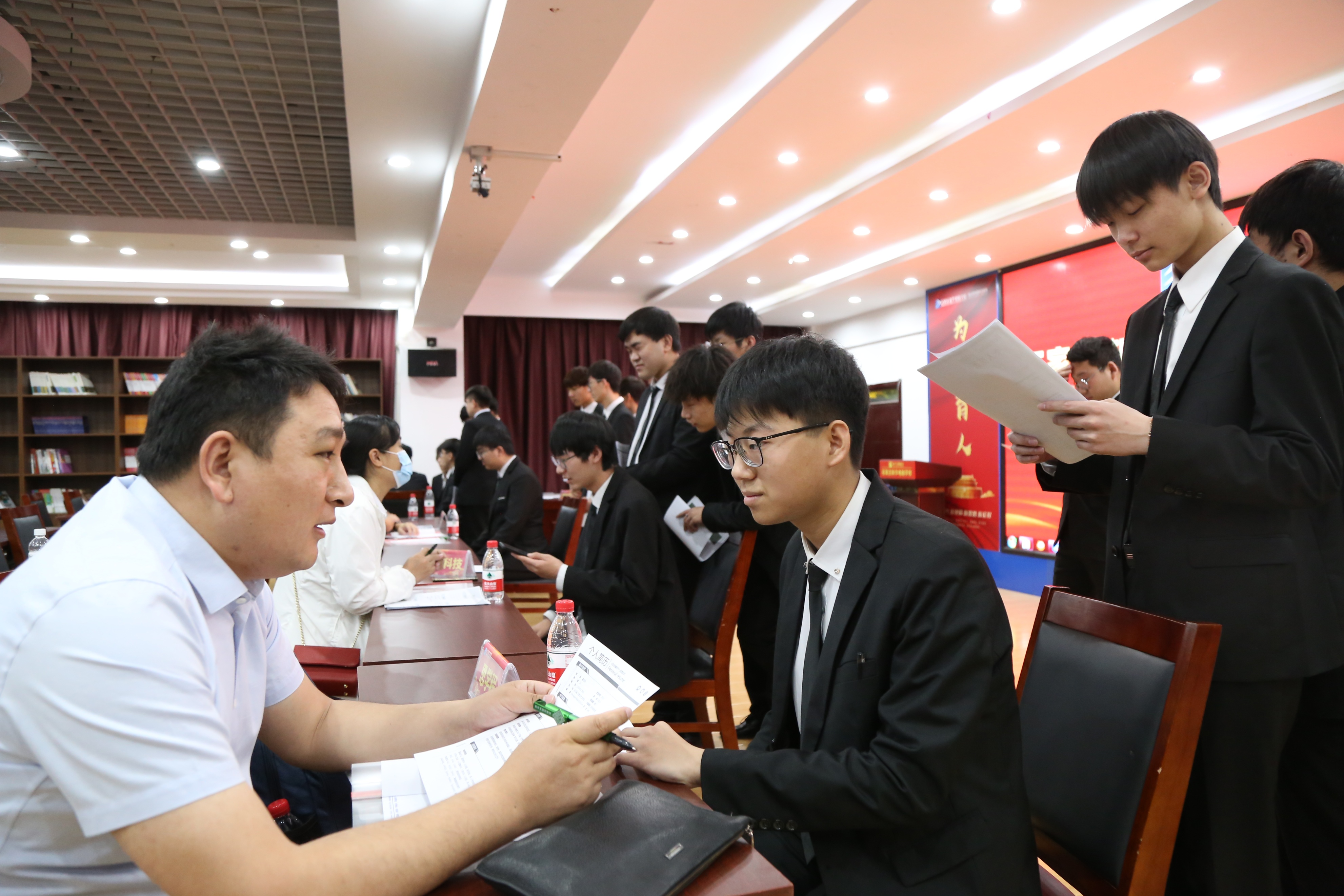 app开发找工作,app开发运营推广招聘