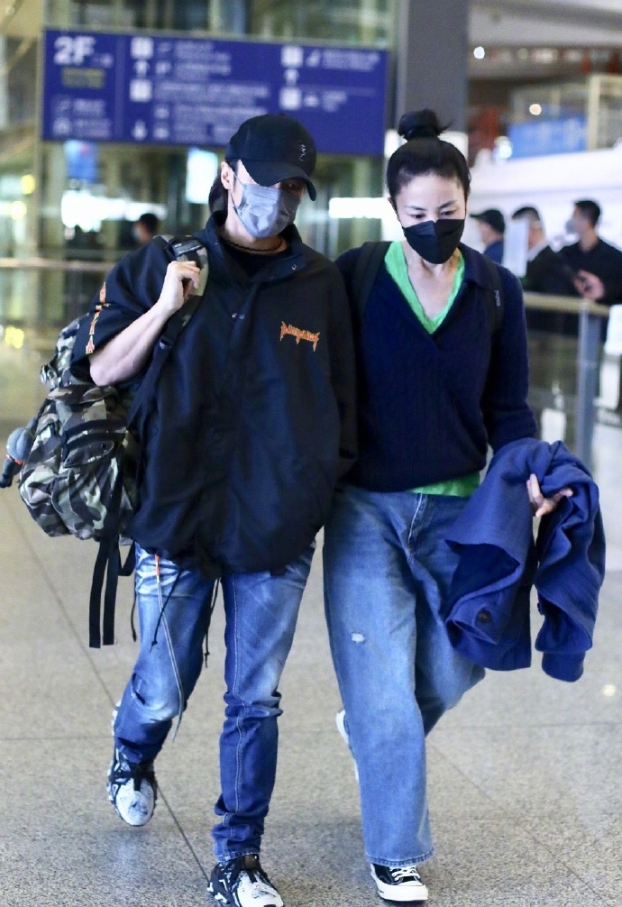 谢霆锋为什么如此喜欢王菲,谢霆锋为何喜欢王菲这么多年