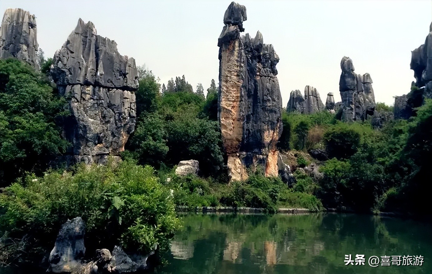 西双版纳有哪些景点自驾游,地铁二乔路站附近有什么景点