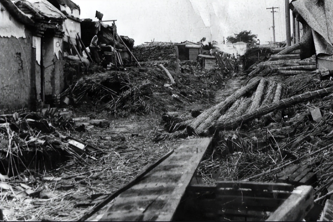 妻子地震截瘫感人视频,妻子汶川地震失去腿丈夫不离不弃