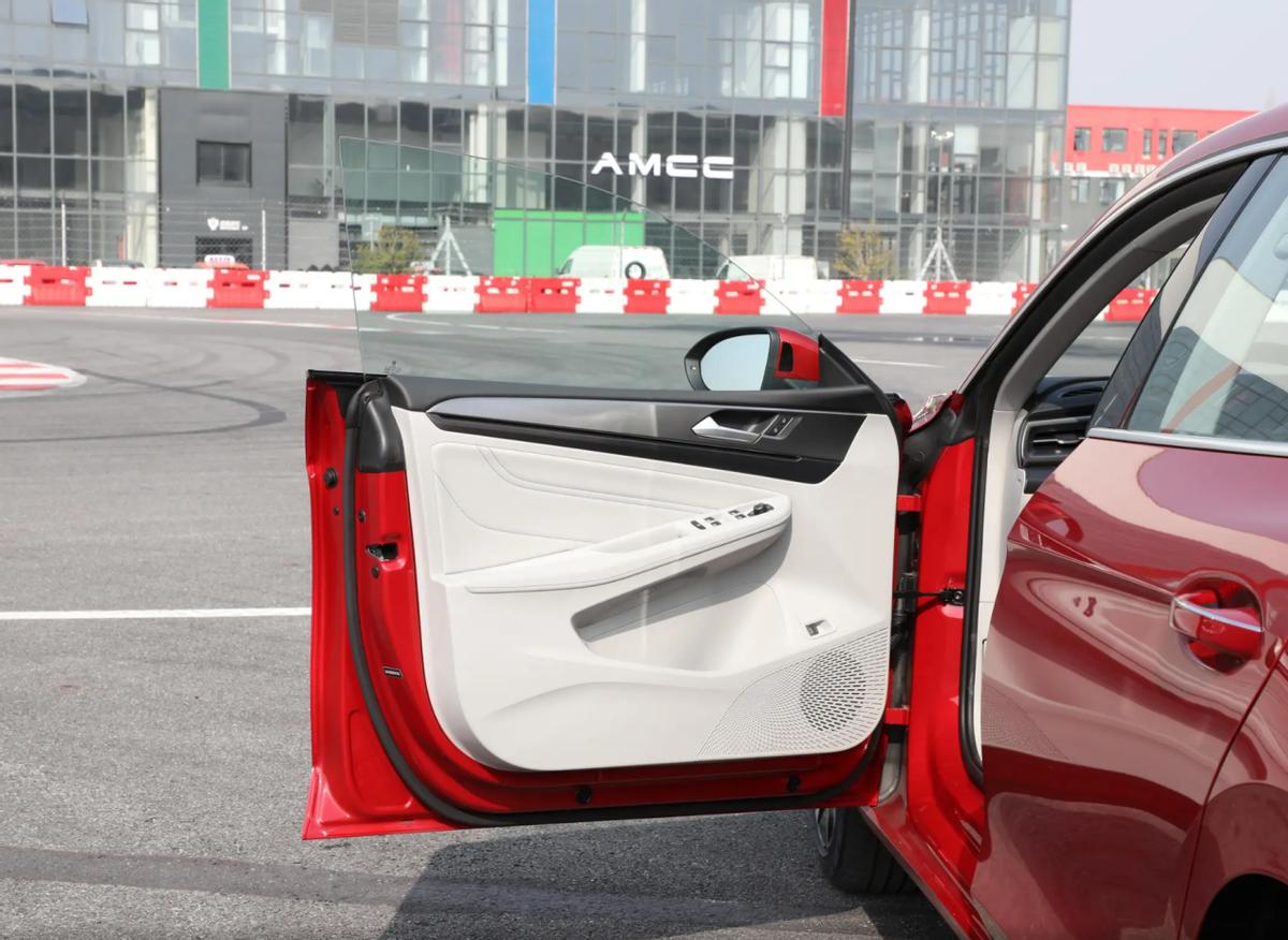 大众凌渡l2022外观,全新大众凌渡l配置曝光