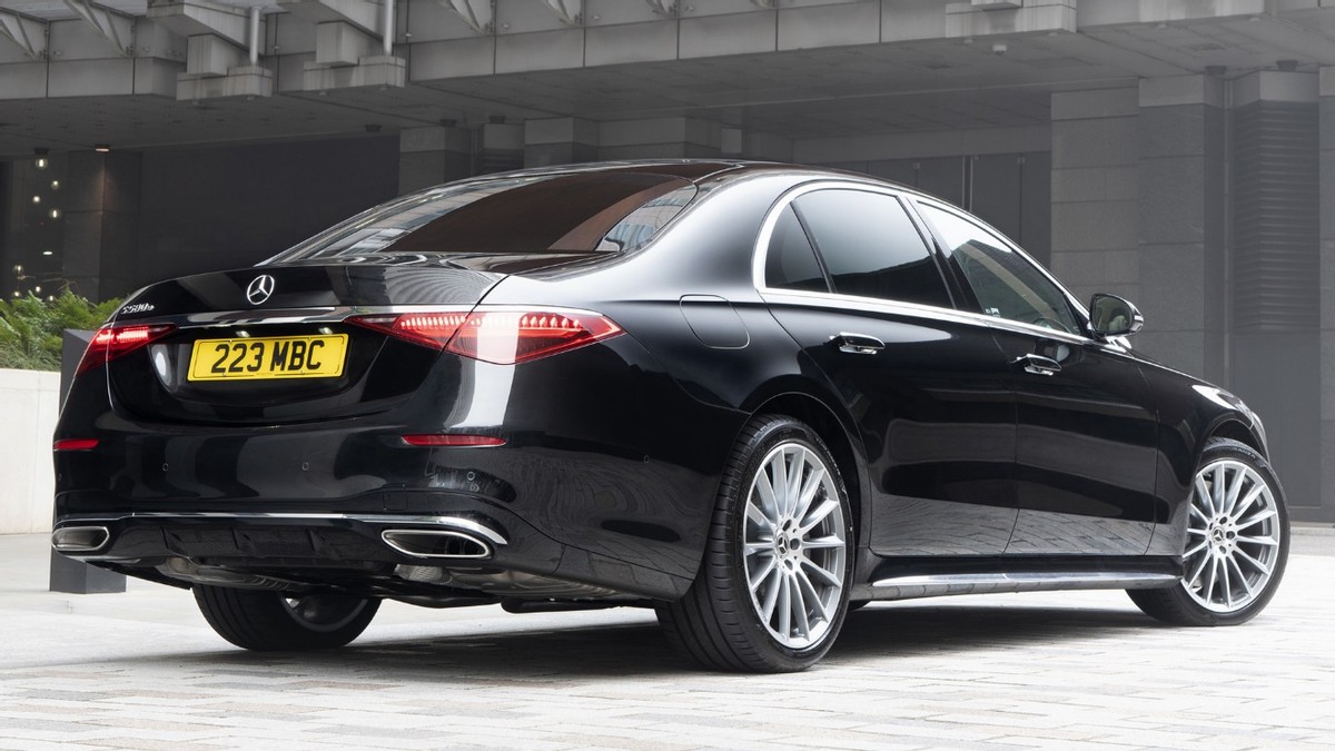 十大经典奔驰车排名,列举奔驰汽车公司的畅销车型