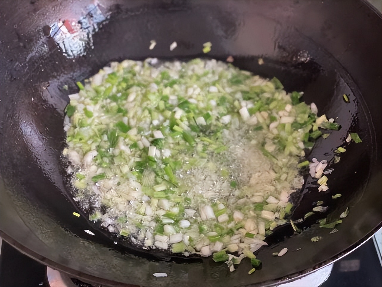 做包子馒头不用酵母粉可以做的吗,酵母粉发面怎样蒸的包子馒头蓬松