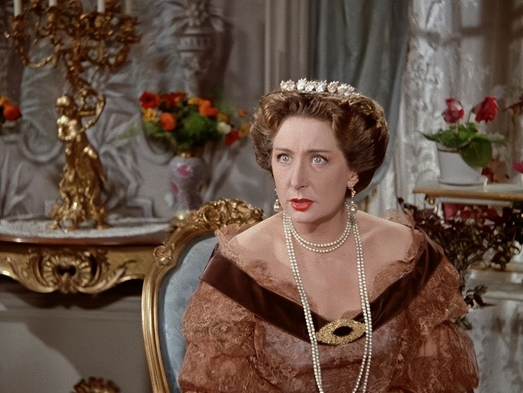 茜茜公主害死女儿,茜茜公主被母亲陷害