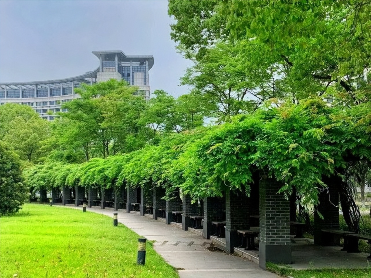 浙江工商大学下沙校区在哪个区,浙江工商大学属于哪个区