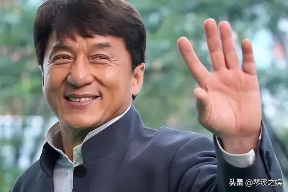 成龙被曝拍卖豪宅原因,成龙出手阔绰花3.8亿购豪华飞机