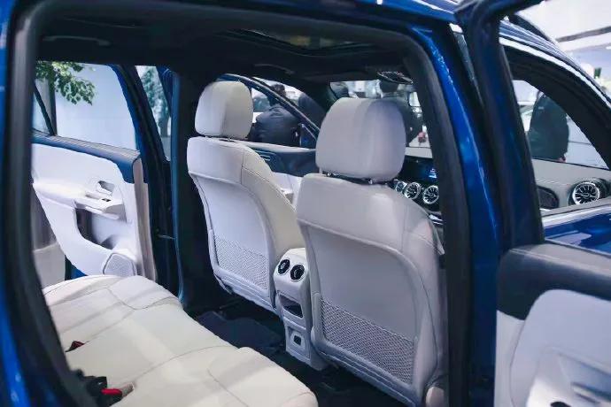 奔驰eqb260隐藏功能大全,奔驰eqb260驾驶感受如何