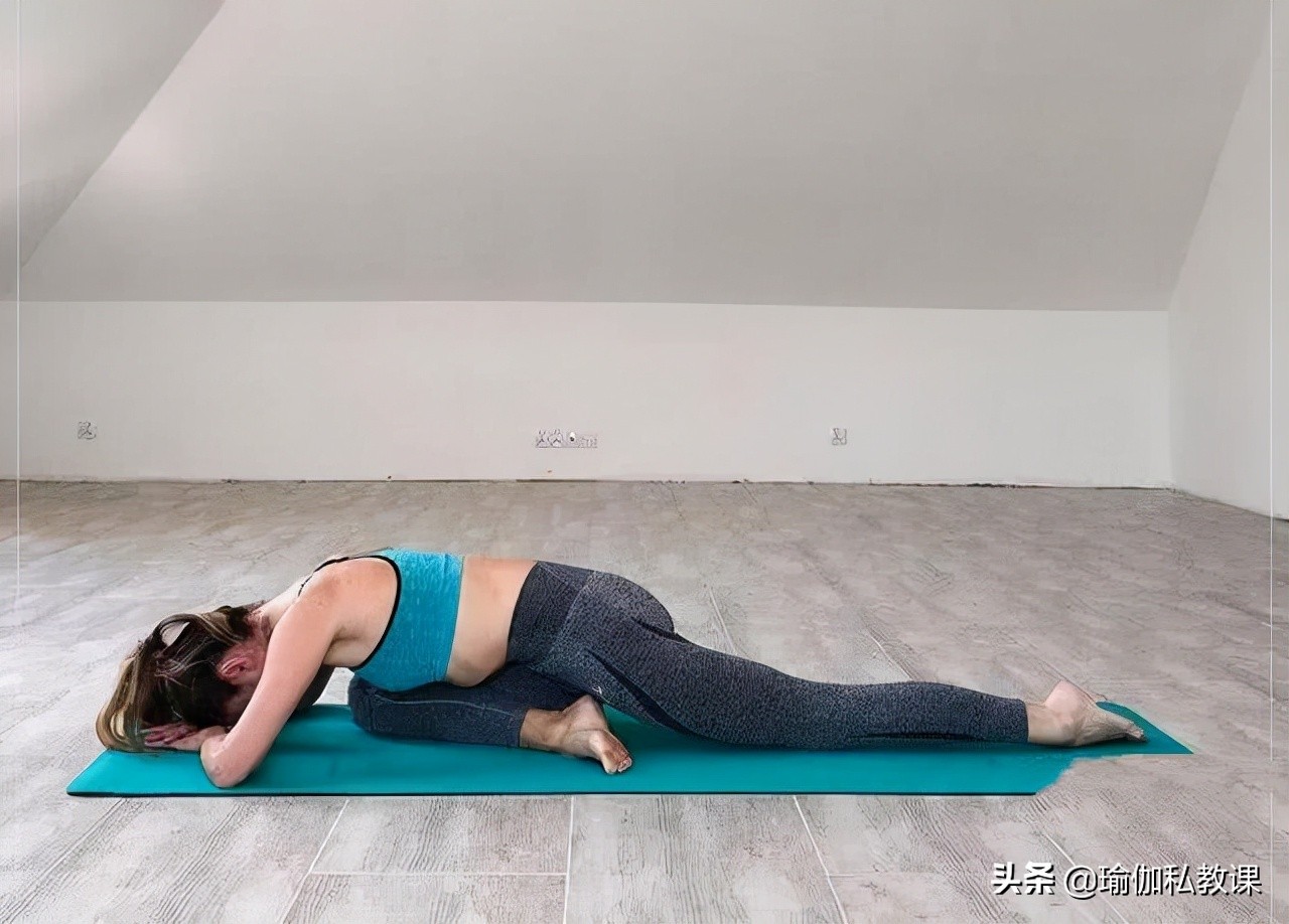 瑜伽盘莲花的正确方法,瑜伽莲花盘