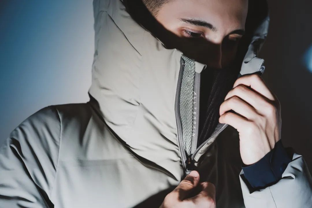 tnf羽绒服哪个好看,别再穿烂大街的外套