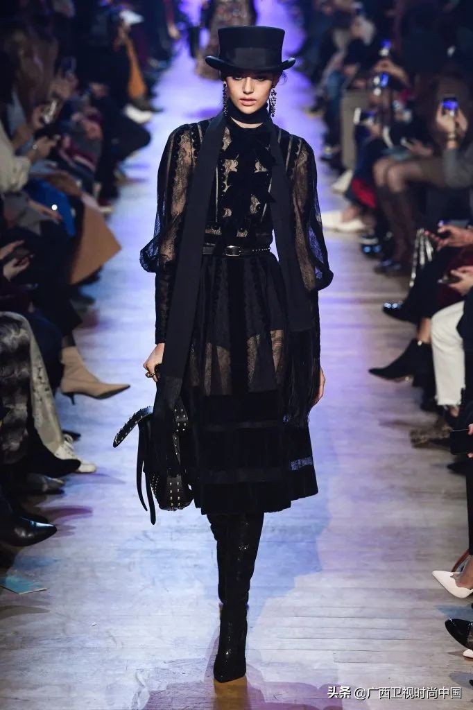 简单又时髦的丝巾系法你学到了吗,美丽时尚精美基础丝巾推荐