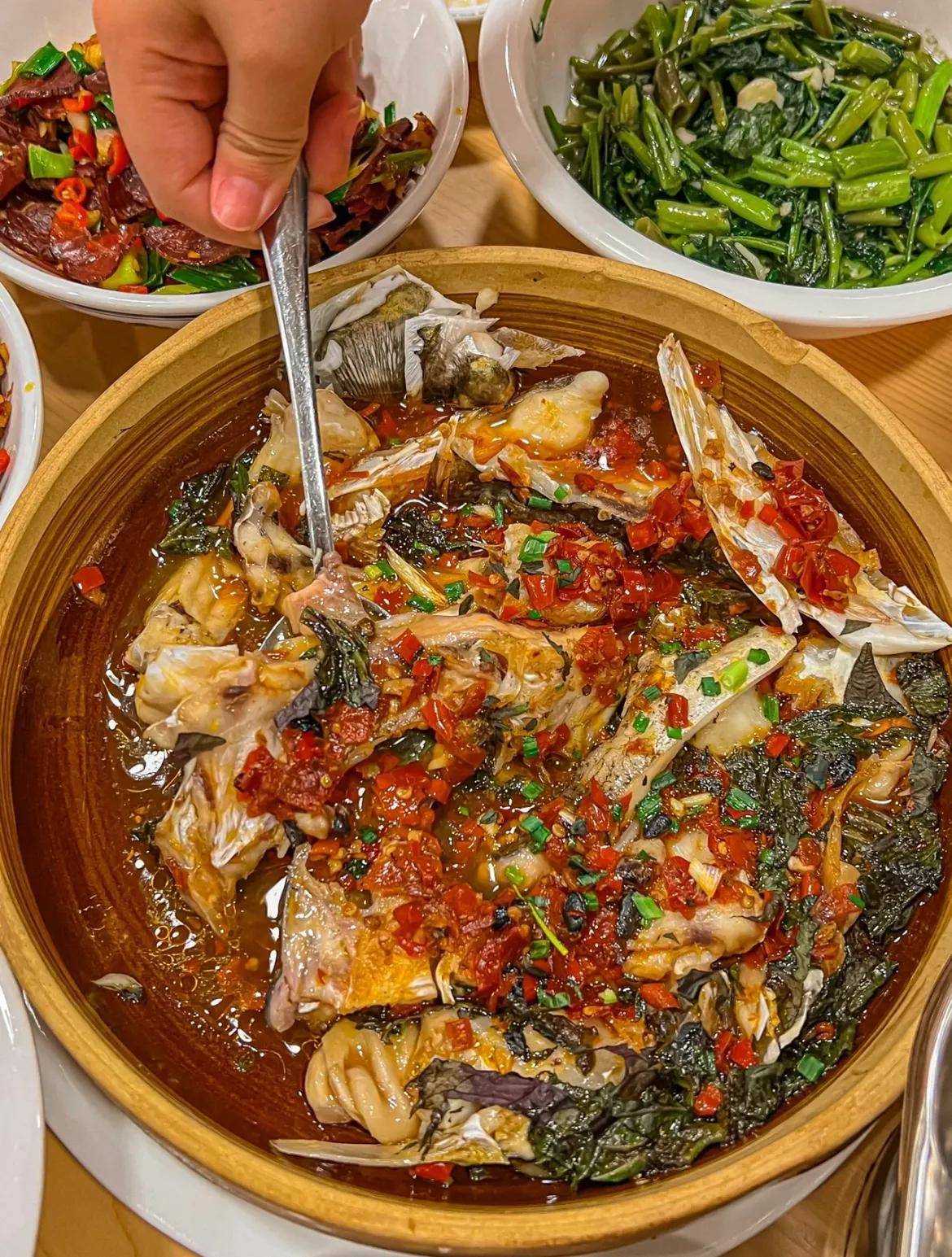 武汉就能吃到的笨萝卜同款湘菜馆子，长沙妹子来了都说好