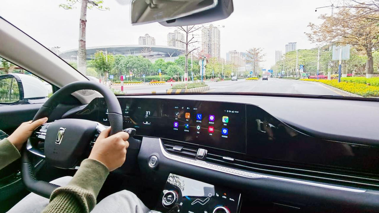 奔腾b702014款,奔腾b702.0t油耗