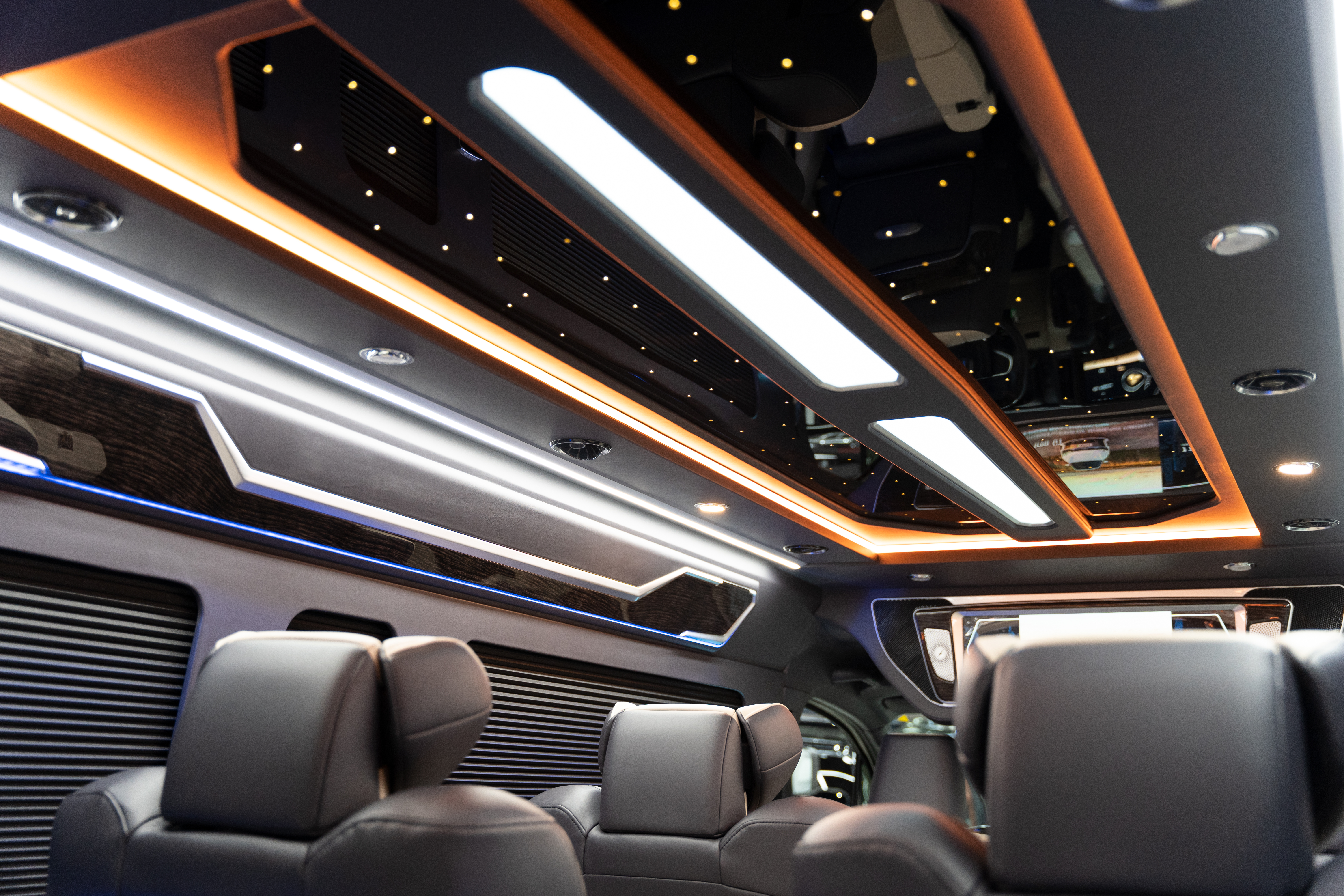 全新丰田海狮mpv,全新丰田海狮商务车9座