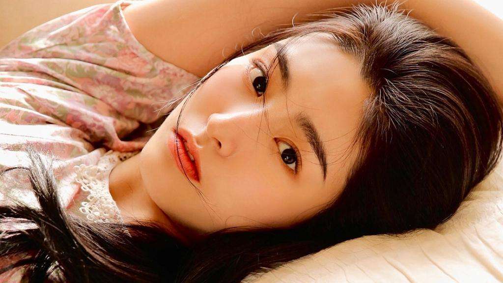 秋季干燥脱皮怎么办,秋季皮肤干燥起皮怎么解决