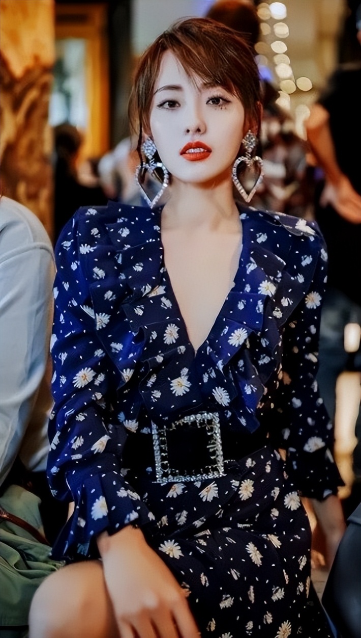 张嘉倪空壳太太,空壳太太