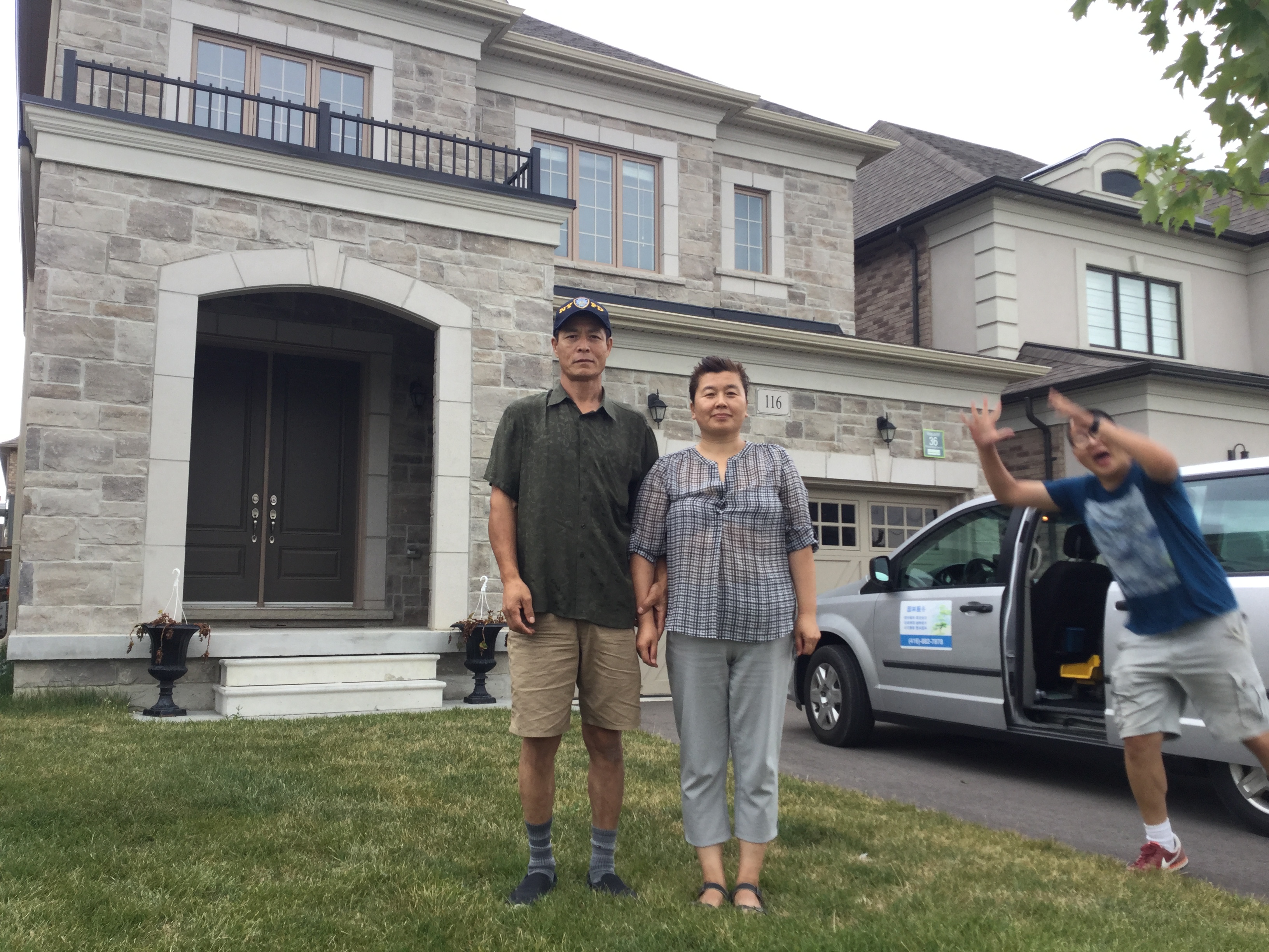 多伦多猴哥园丁视频最新一期,多伦多园丁猴嫂最新视频