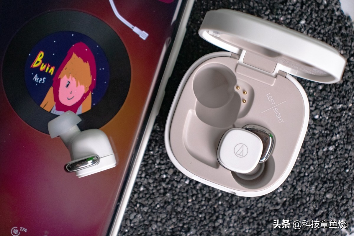 铁三角sq1tw一代二代选哪个,铁三角sq1tw特别版