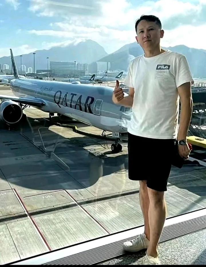 退钱哥为国足加油,国足现场退钱视频