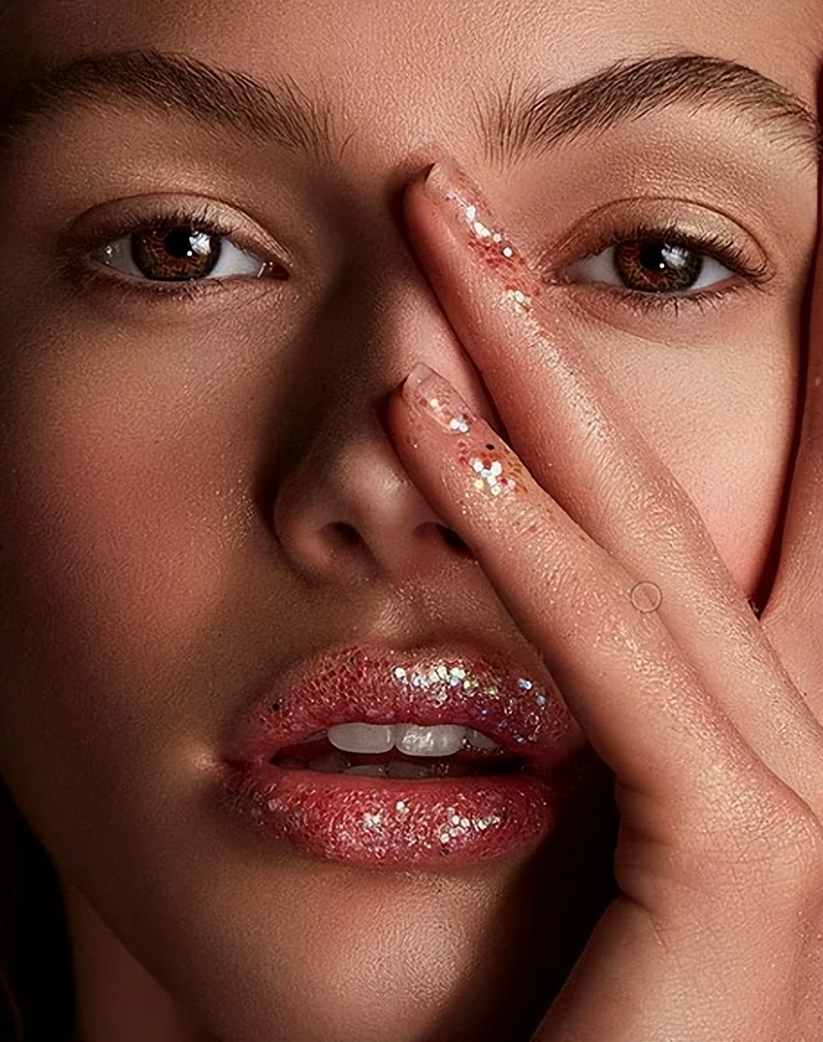 有效去黑眼圈和泪沟方法,黑眼圈泪沟抗衰老