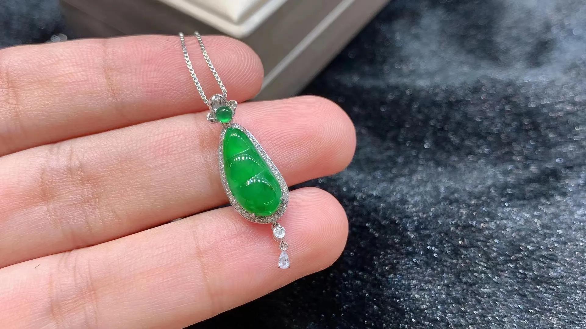 如何判定翡翠品种的好坏,翡翠缺陷