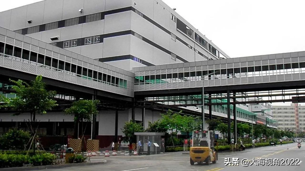 在富士康普工一年能赚多少钱,富士康普工工资真实收入